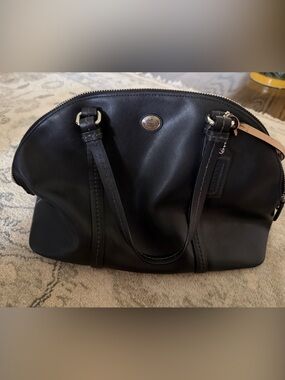 Coach Black Dome-Style Shoulder Tote